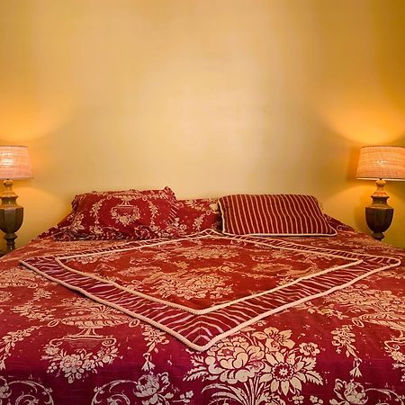 אביניון Place Du Palais Des Papes 3 Chambres Parking Climatisation 3 Salles De Bain מראה חיצוני תמונה